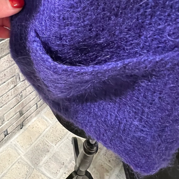 Jennifer Reed Knitted by Hand Cardigan Sweater - Picture 7 of 9